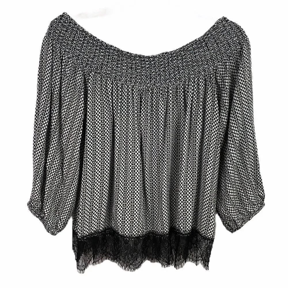Hazel Haze off shoulder lace bottom blk/white top